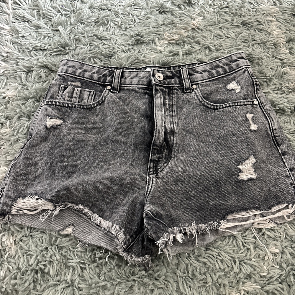 Zara Gray Distressed Jean Shorts